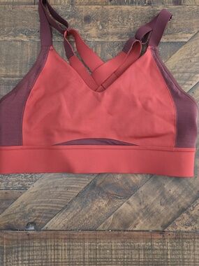 Brooks Crossback Sports Bra - 34 C/D
